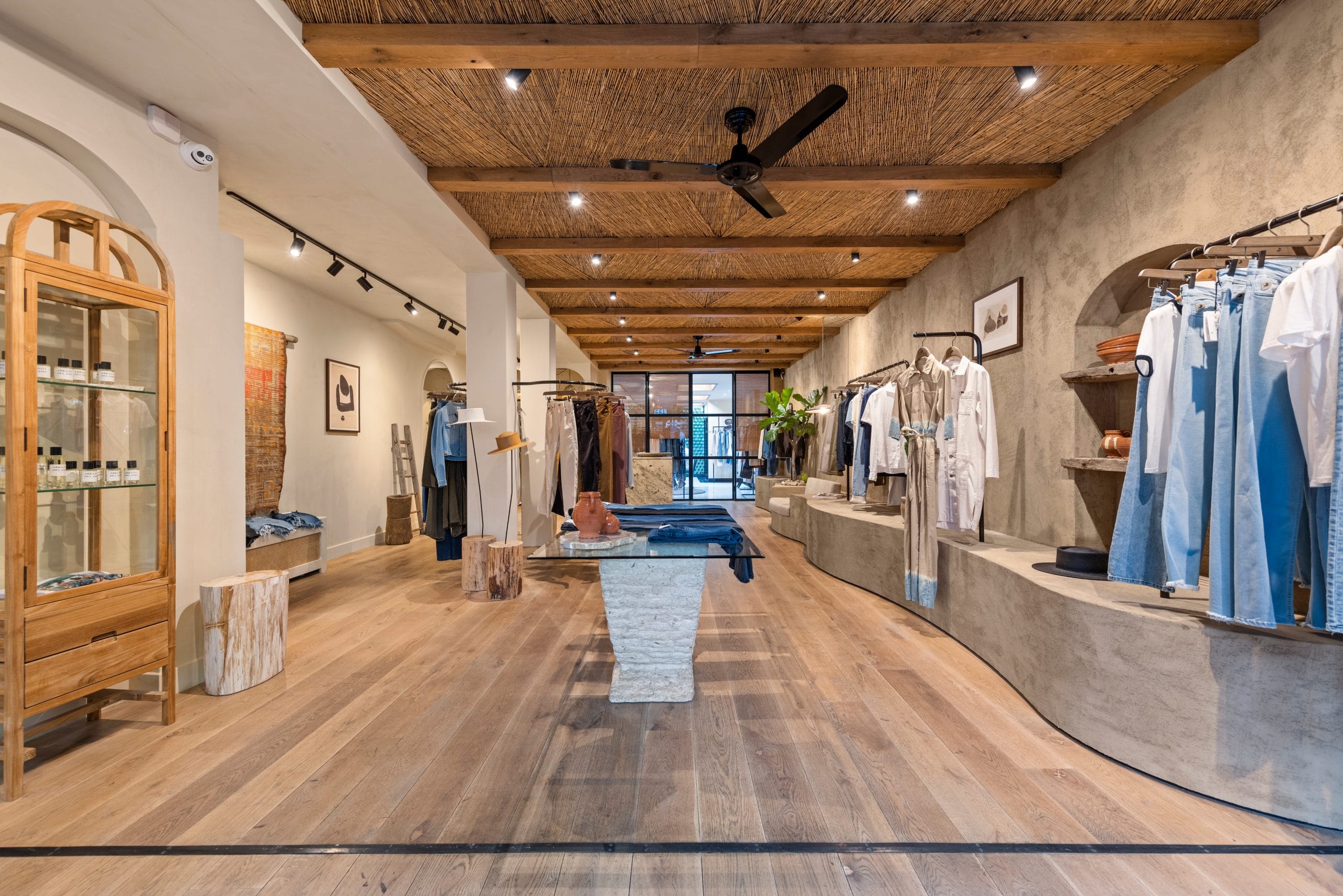 image for 5 Telltale Signs Your Retail Store Needs a Remodel: Is It Time for a Transformation?